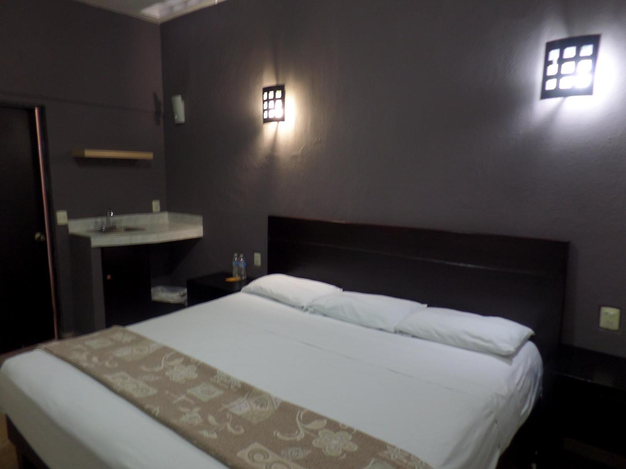Ukeinn Centro Tuxtla Gutiérrez Zewnętrze zdjęcie